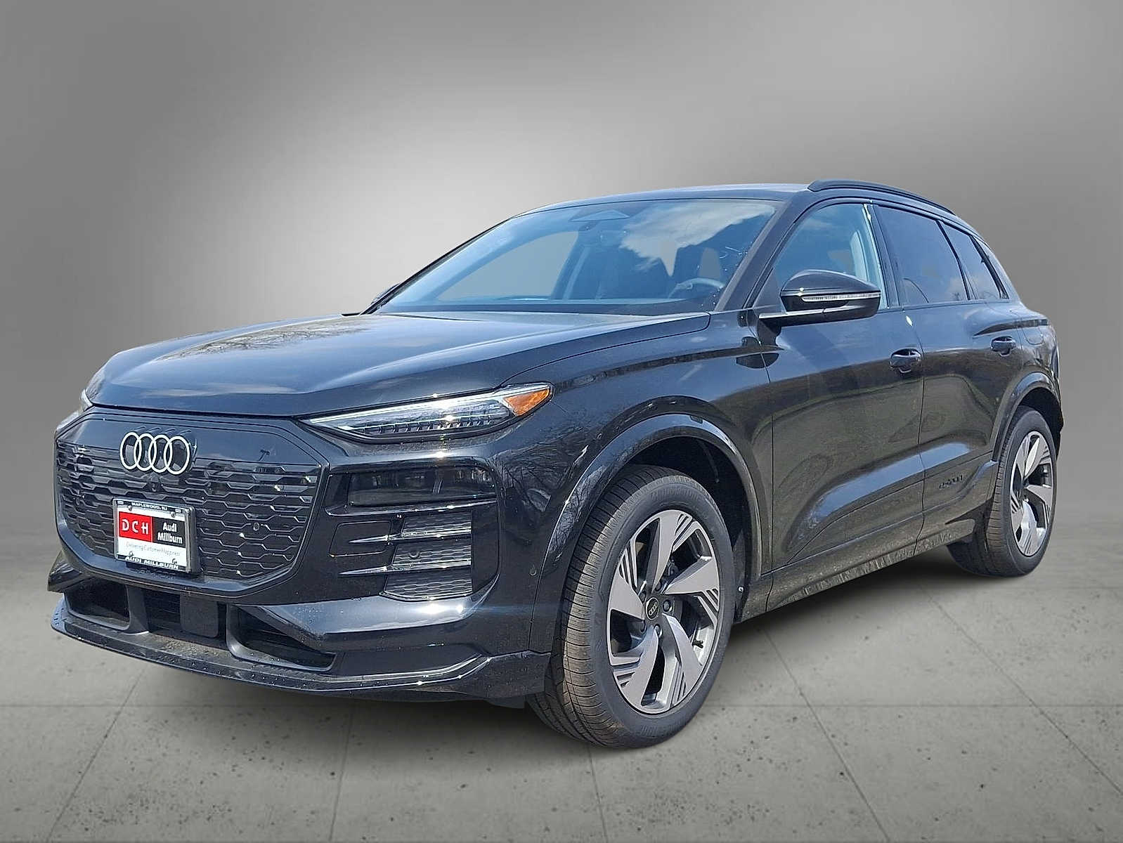 2025 Audi Q6 e-tron Premium Plus -
                  Maplewood, NJ