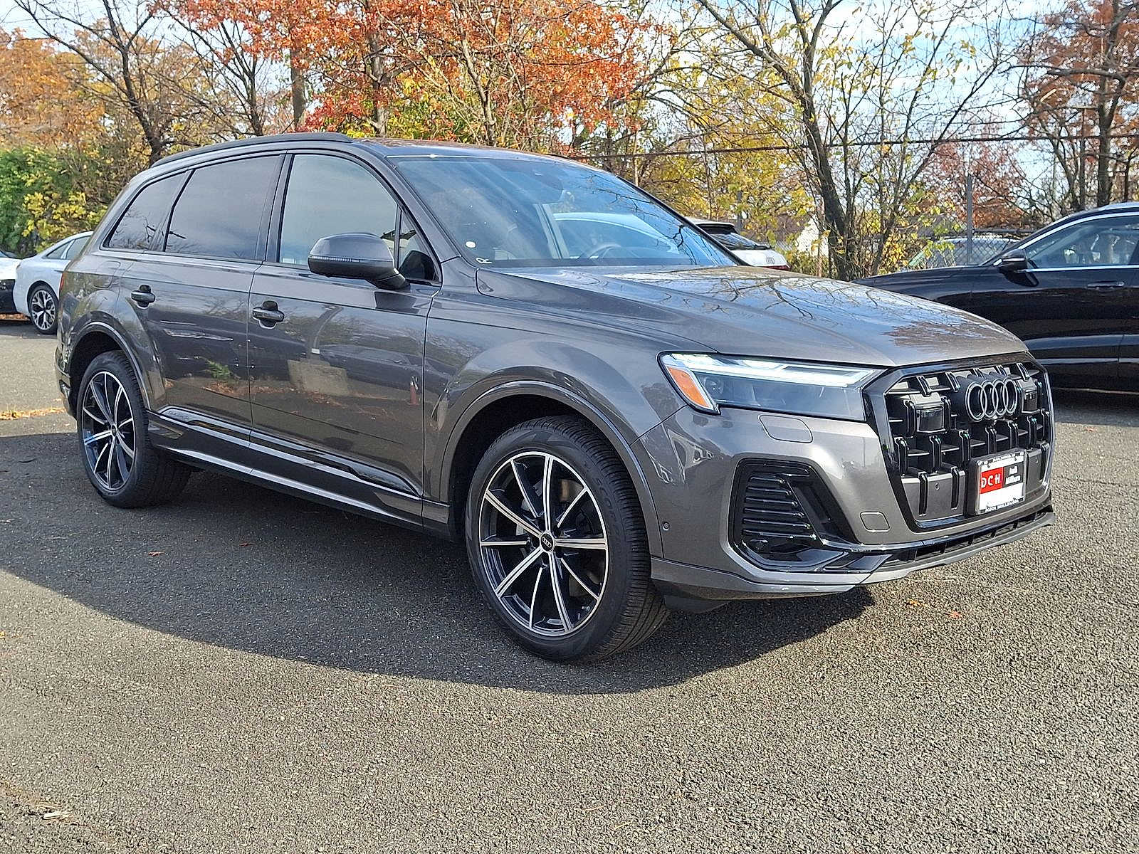 Thumbnail: 2026 Audi Q7 - 10