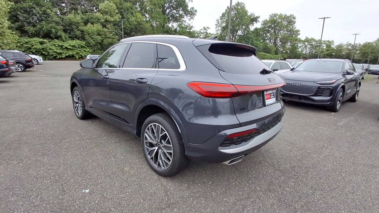 Thumbnail: 2025 Audi Q5 - 6