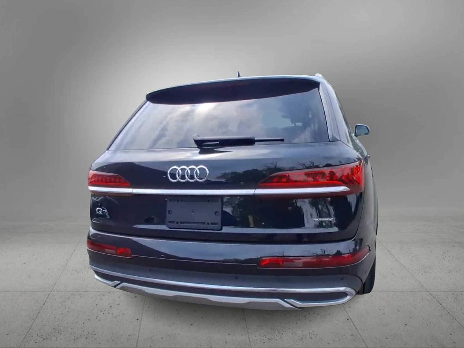 Thumbnail: 2023 Audi Q7 - 7