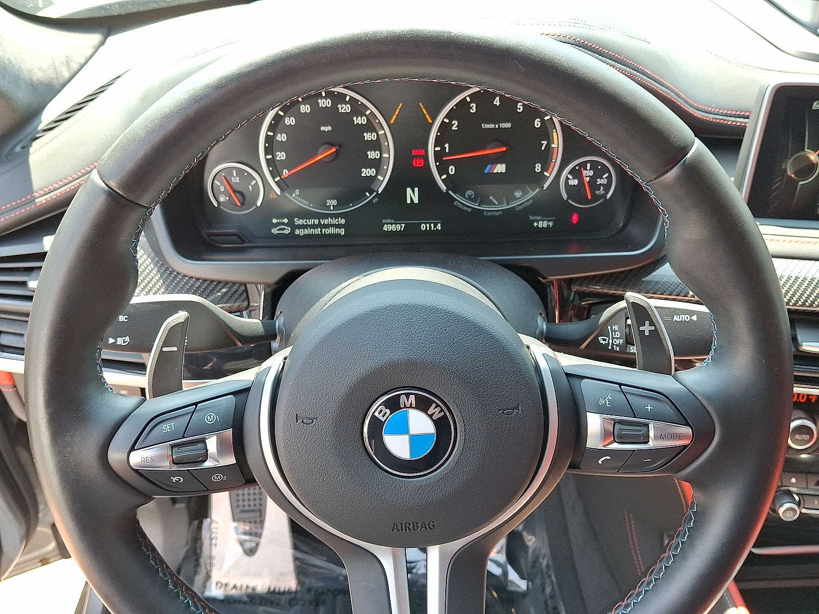 Thumbnail: 2015 BMW X6 - 16