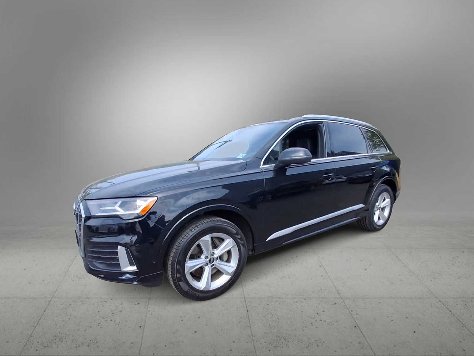 Thumbnail: 2023 Audi Q7 - 4