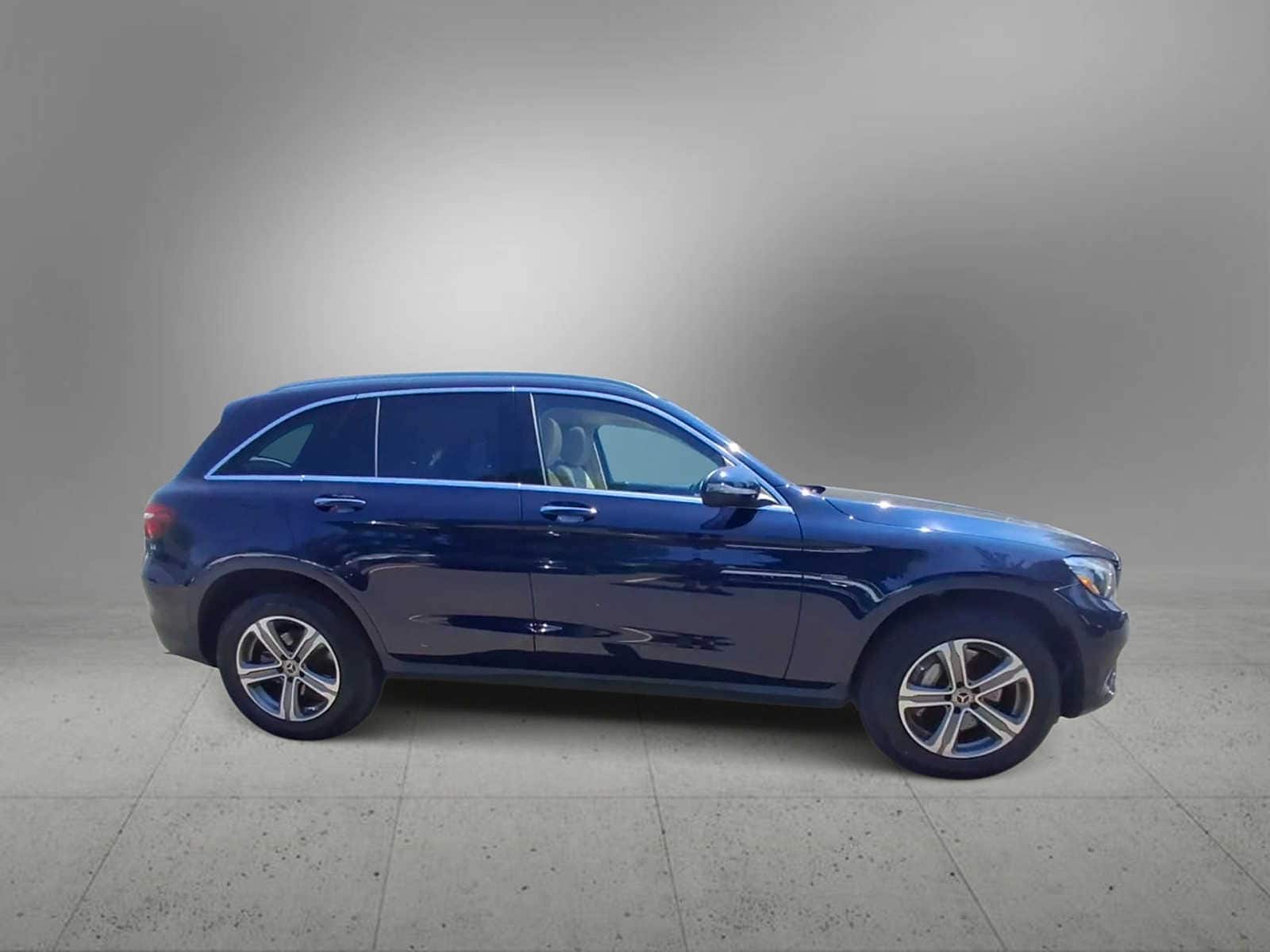Thumbnail: 2019 Mercedes-Benz GLC - 9