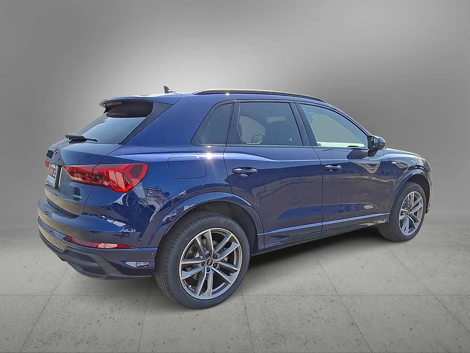 Thumbnail: 2025 Audi Q3 - 6