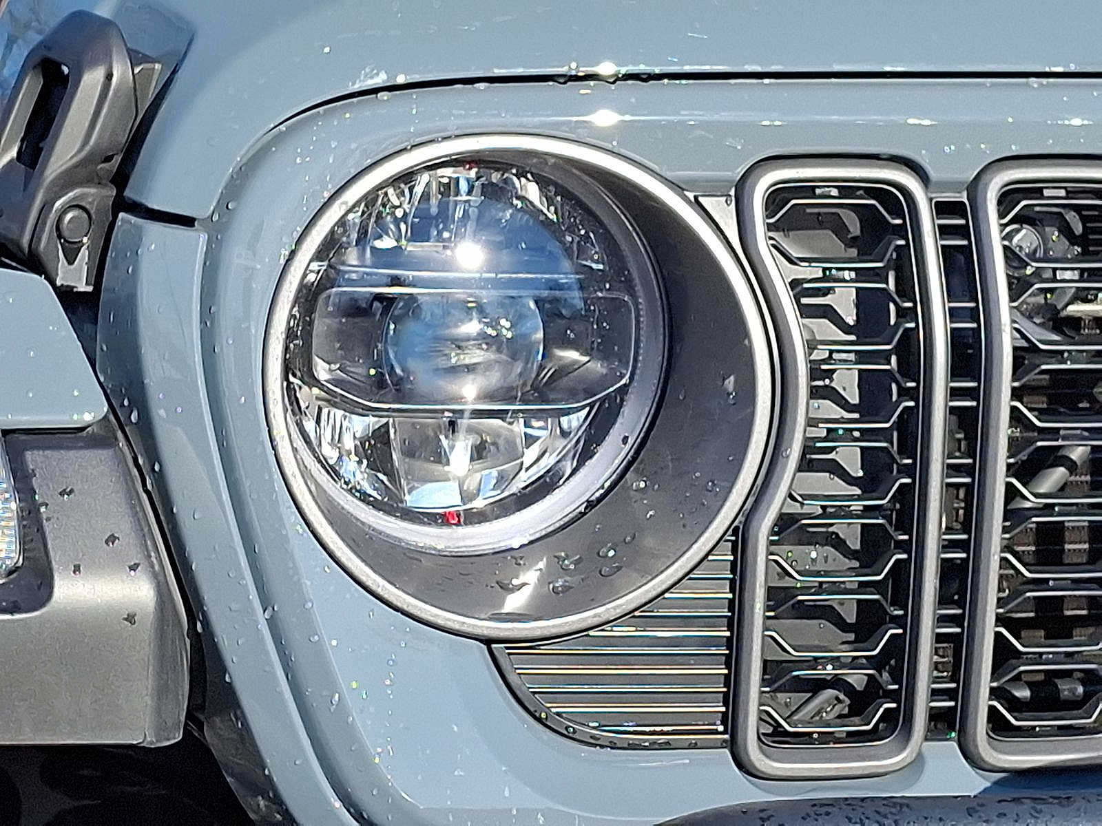 Thumbnail: 2025 Jeep Wrangler - 17