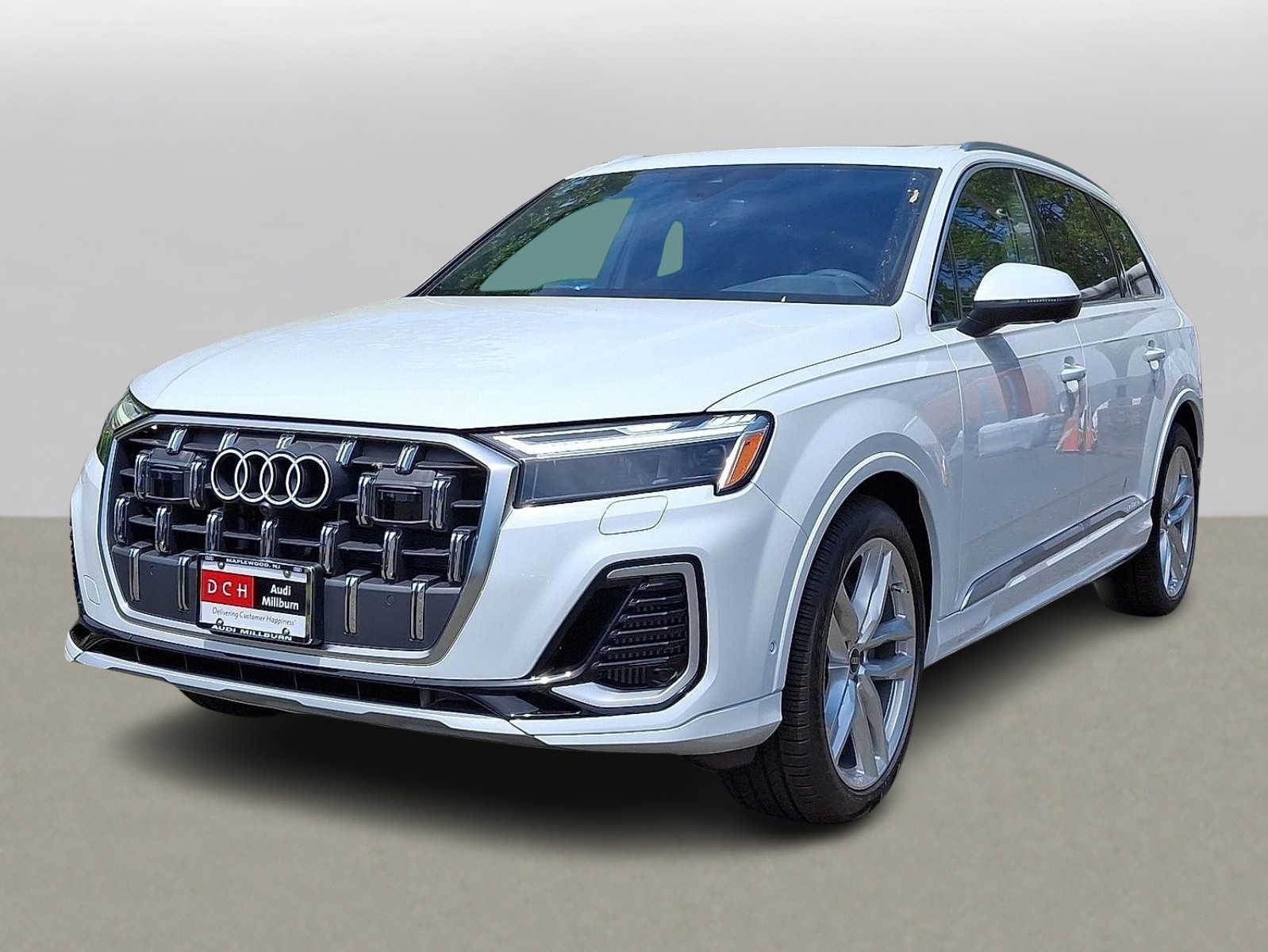 2025 Audi Q7 Premium Plus Hero Image