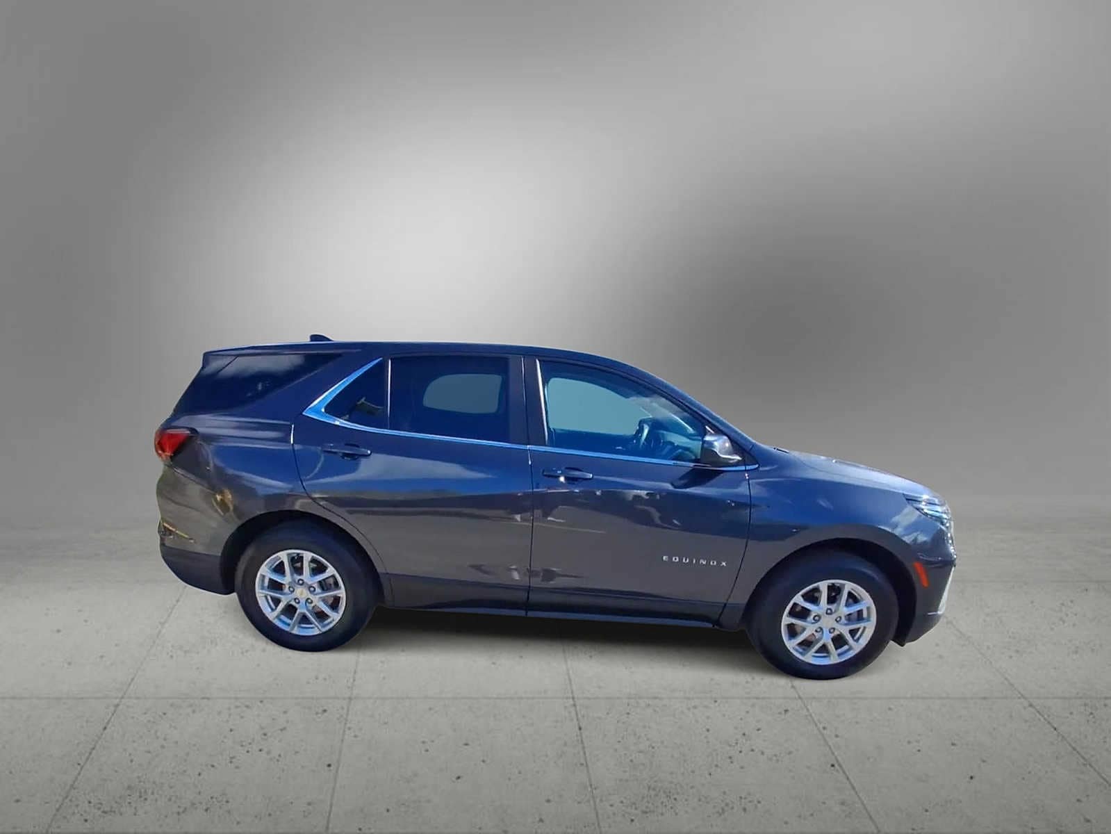 Thumbnail: 2022 Chevrolet Equinox - 9