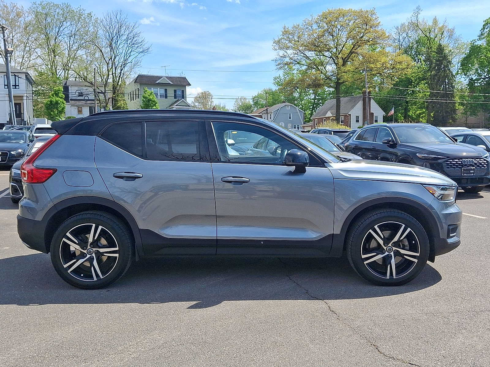Thumbnail: 2019 Volvo XC40 - 26