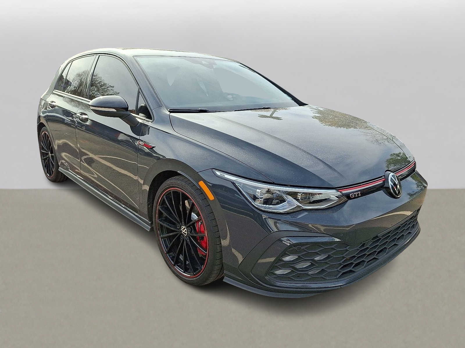 Thumbnail: 2023 Volkswagen Golf - 2