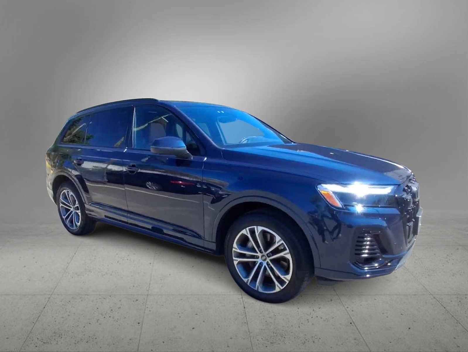Thumbnail: 2026 Audi Q7 - 2