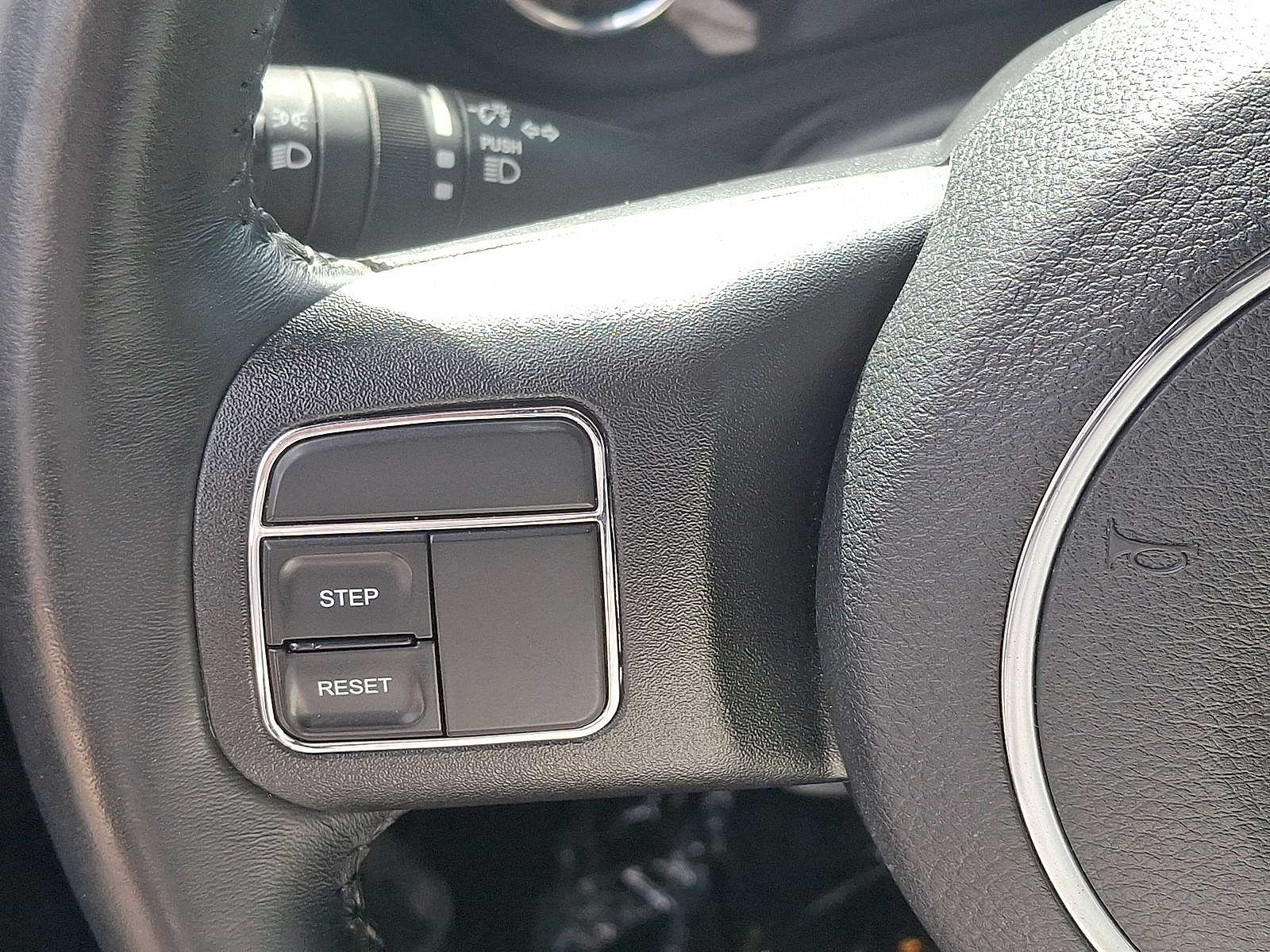 Thumbnail: 2018 Jeep Wrangler - 17