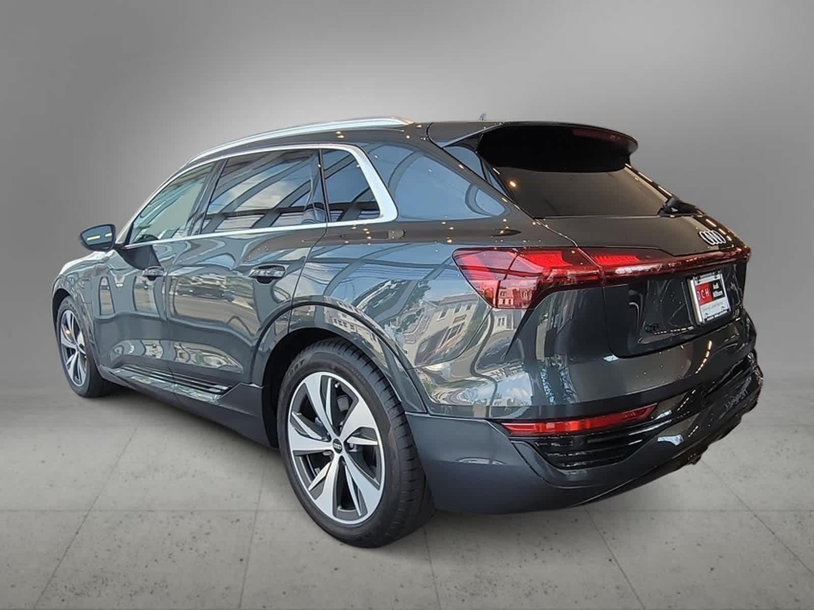 2024 Audi Q8 e-tron Premium 3