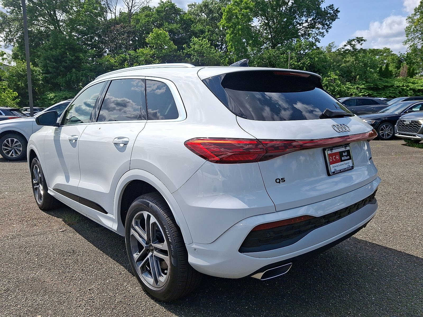 Thumbnail: 2025 Audi Q5 - 11