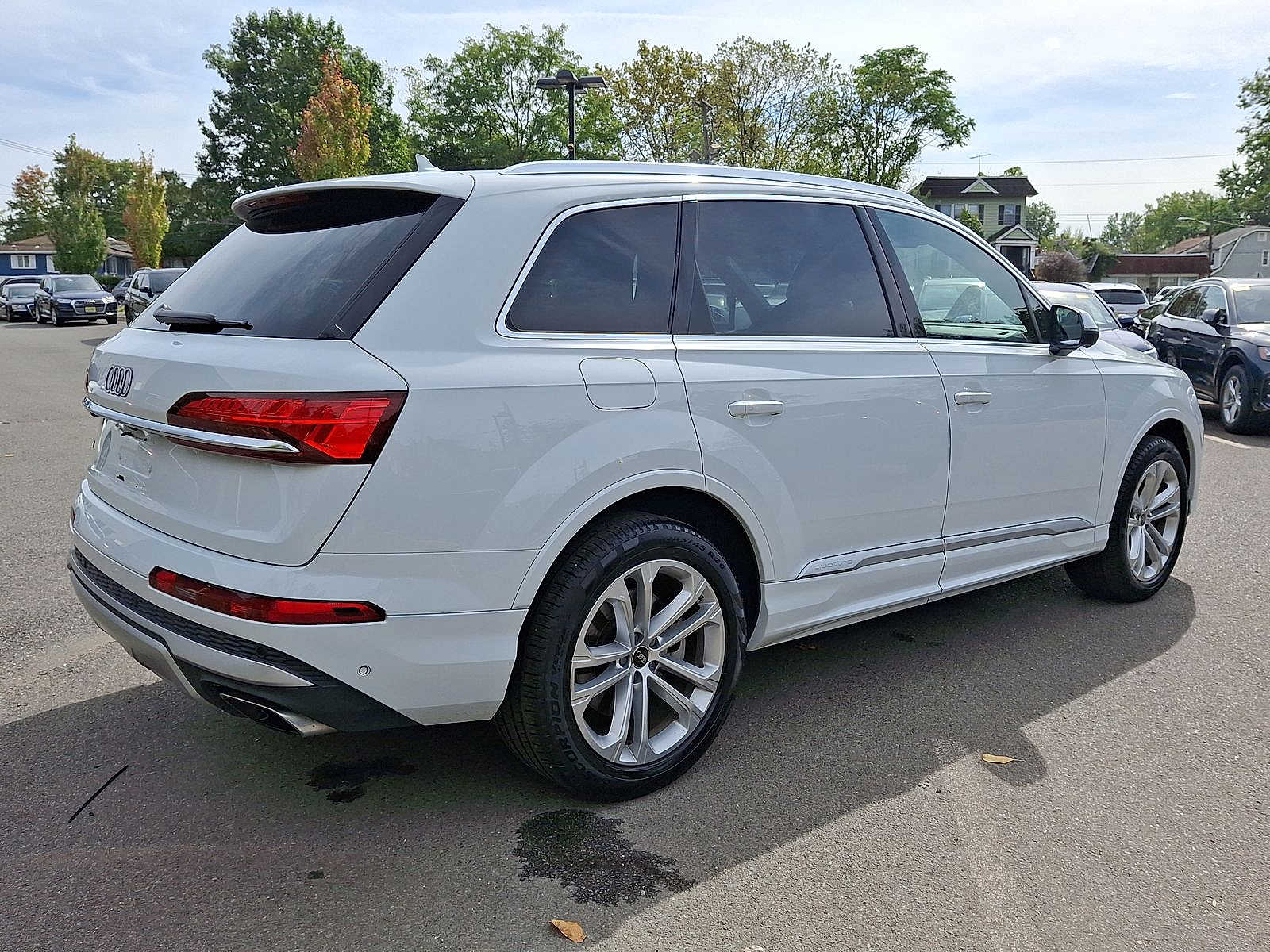 Thumbnail: 2025 Audi Q7 - 22