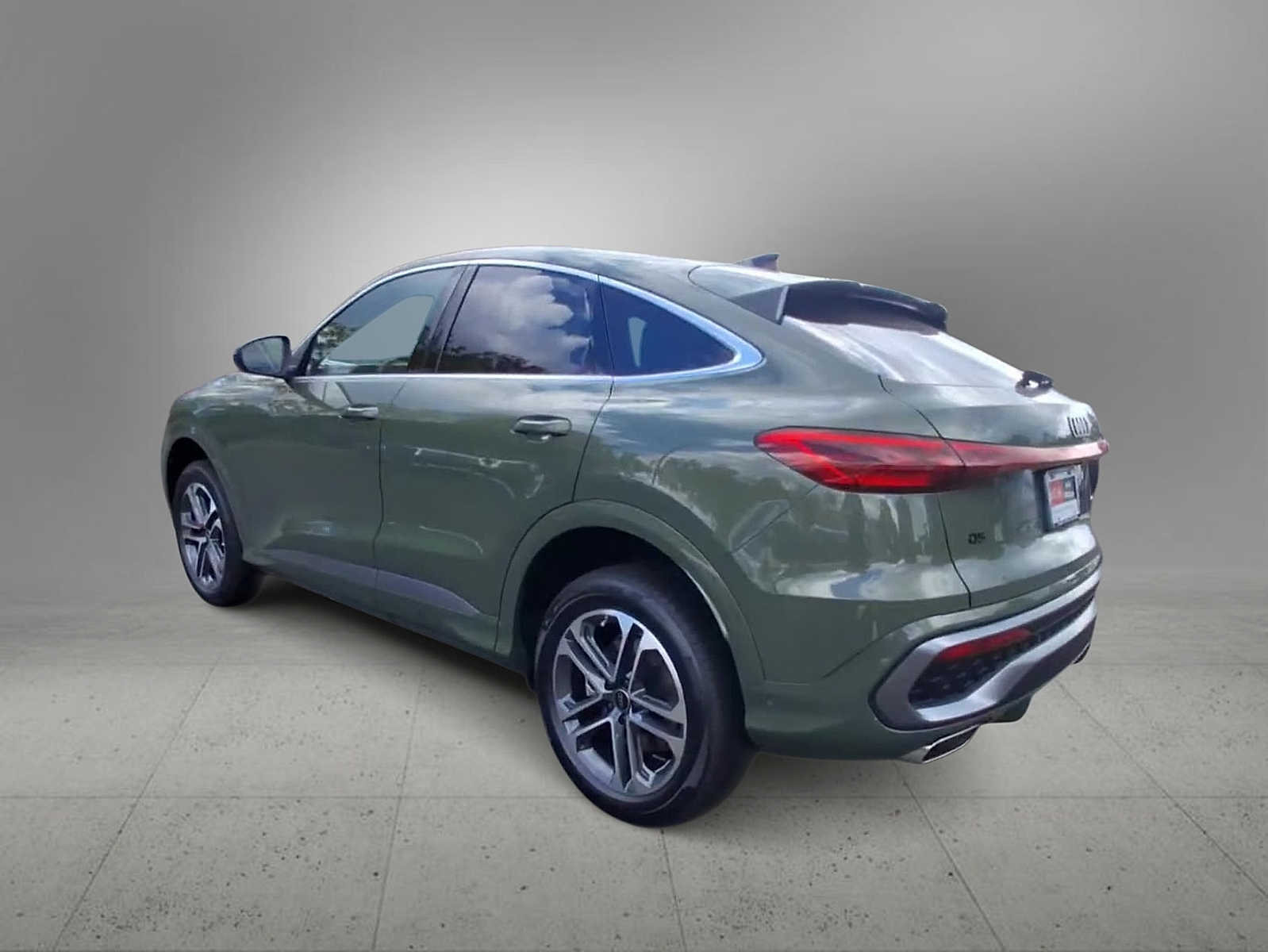 Thumbnail: 2025 Audi Q5 - 6