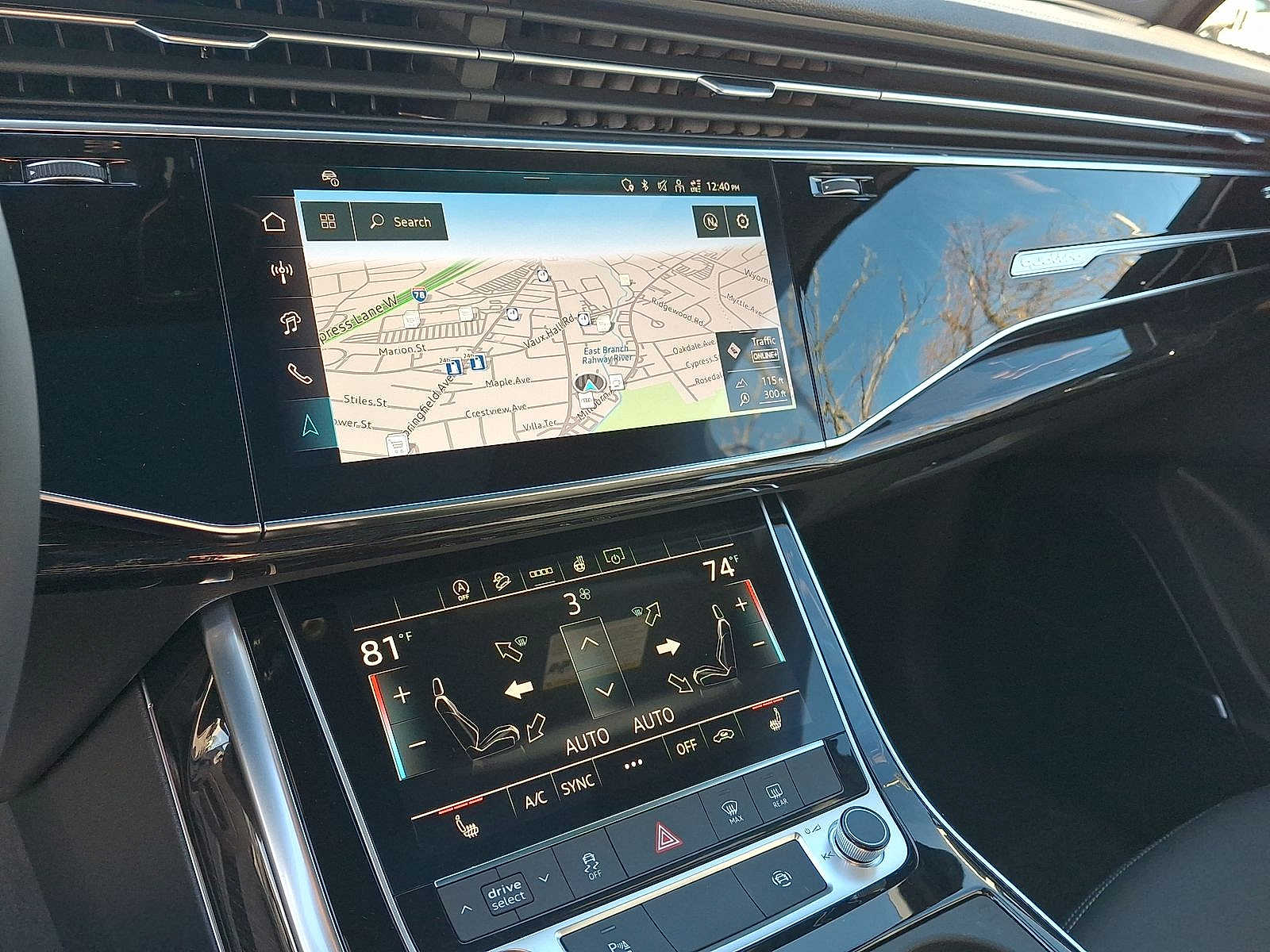 Thumbnail: 2026 Audi Q7 - 15