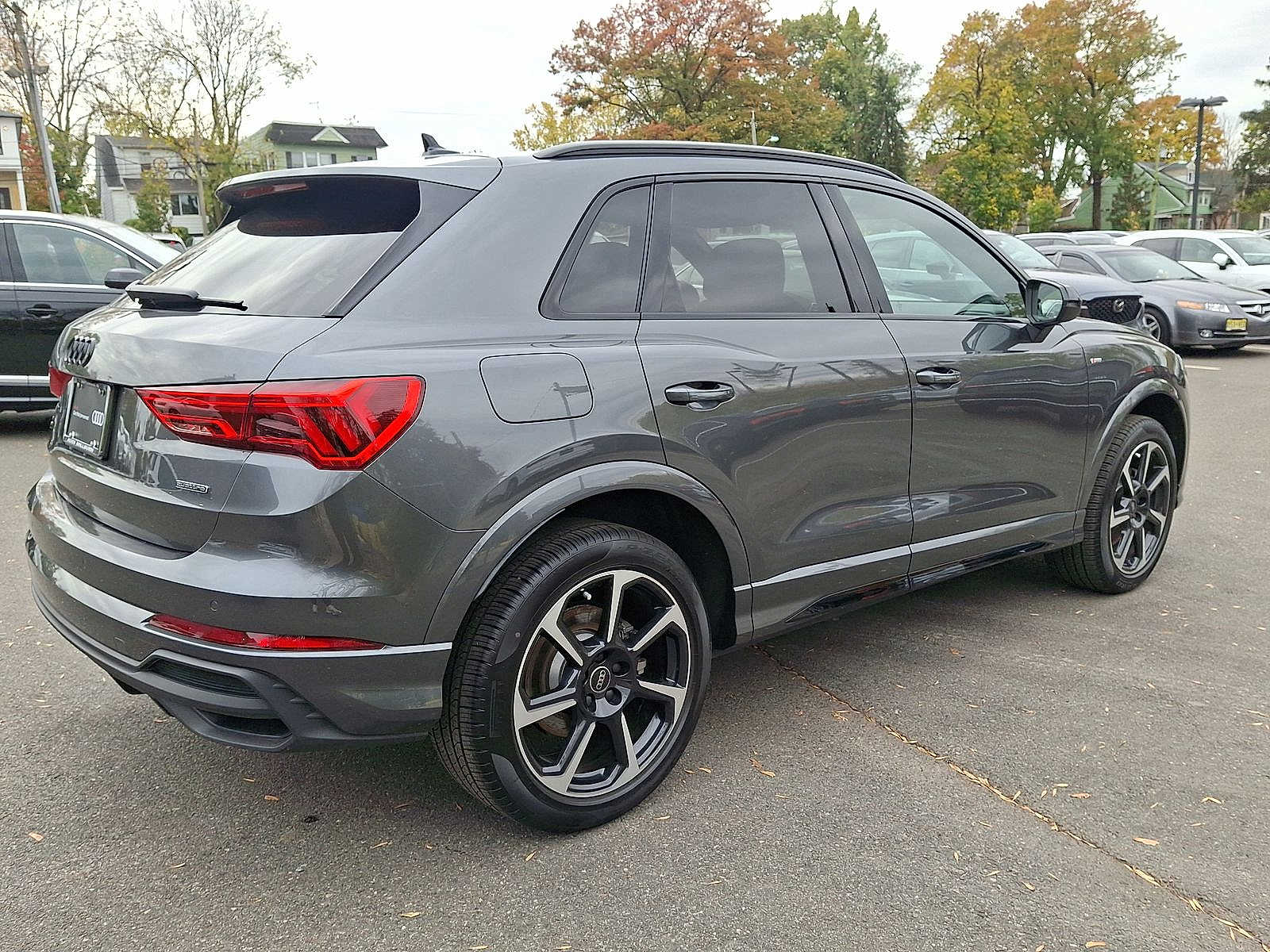 Thumbnail: 2025 Audi Q3 - 23