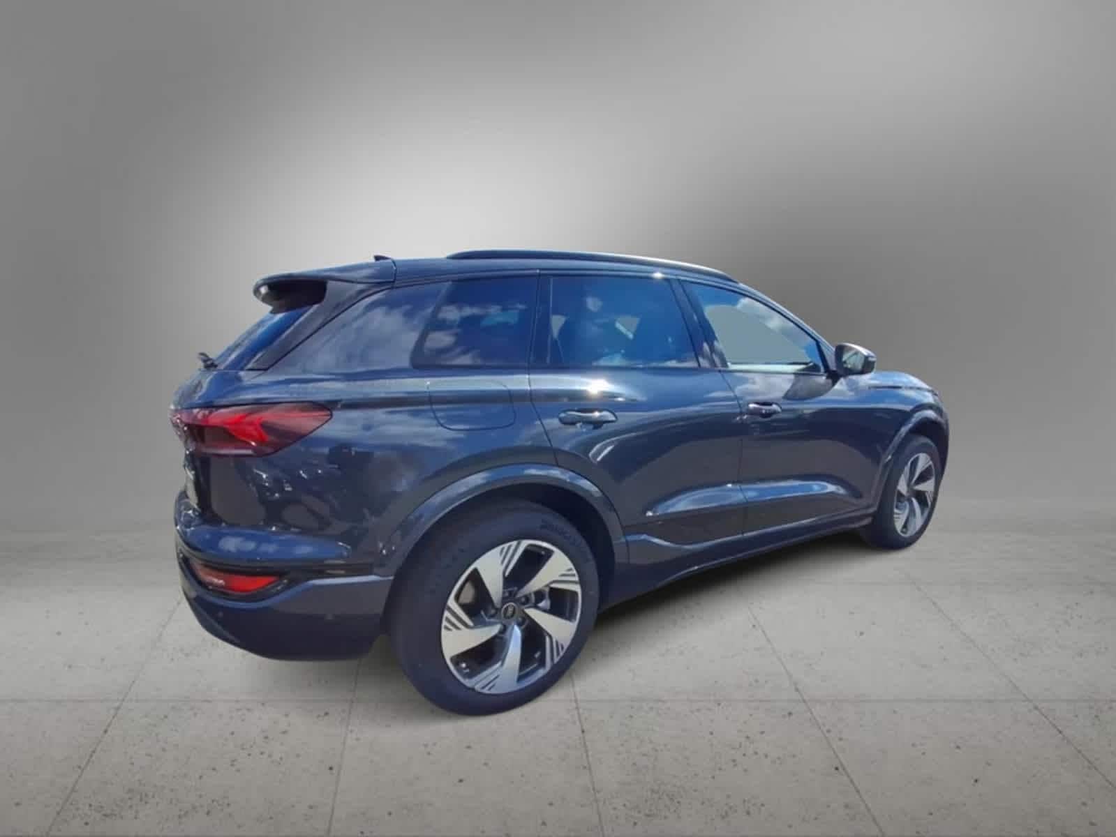 2025 Audi Q6 e-tron Premium Plus 8