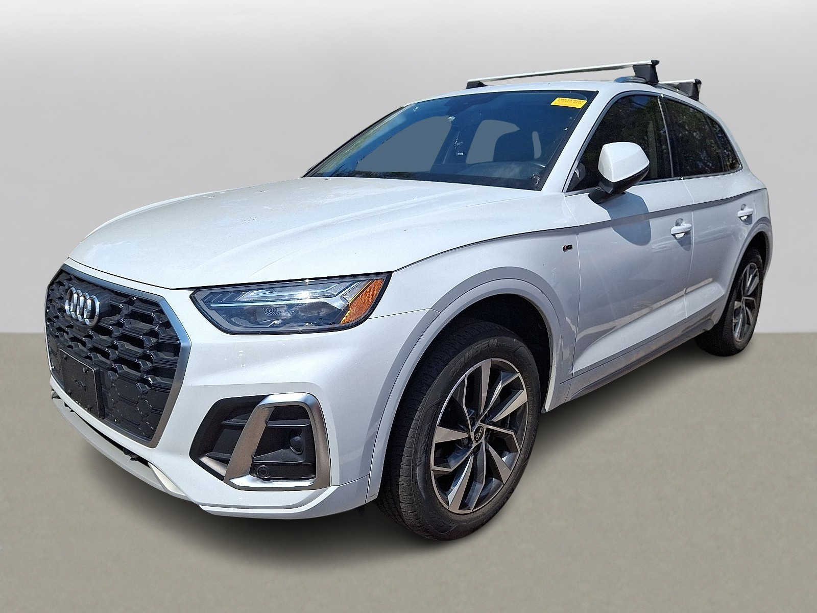 Thumbnail: 2022 Audi Q5 - 1
