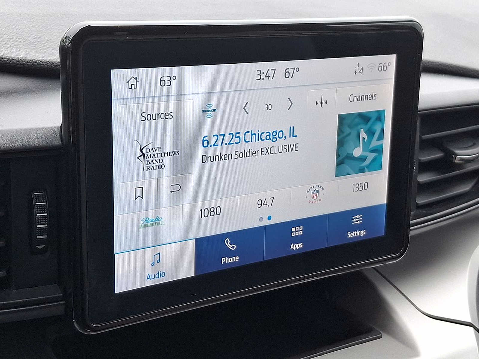 Thumbnail: 2022 Ford Explorer - 20