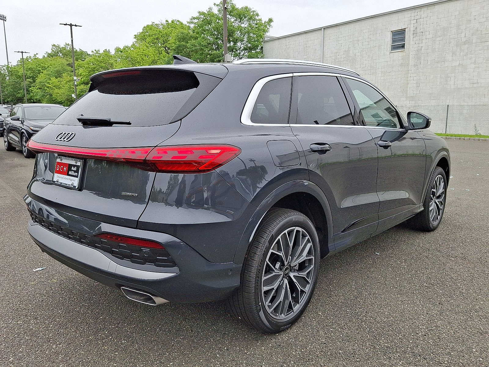 Thumbnail: 2025 Audi Q5 - 12