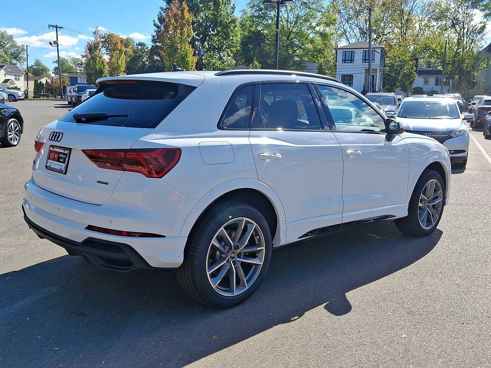 Thumbnail: 2025 Audi Q3 - 12