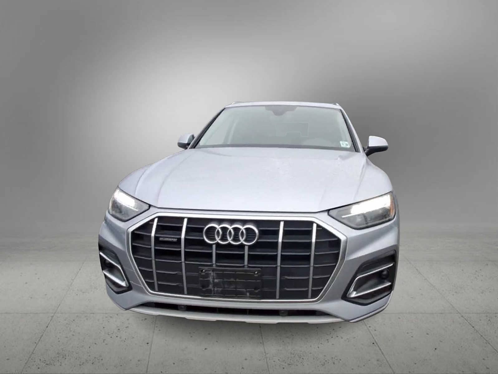 Thumbnail: 2023 Audi Q5 - 3