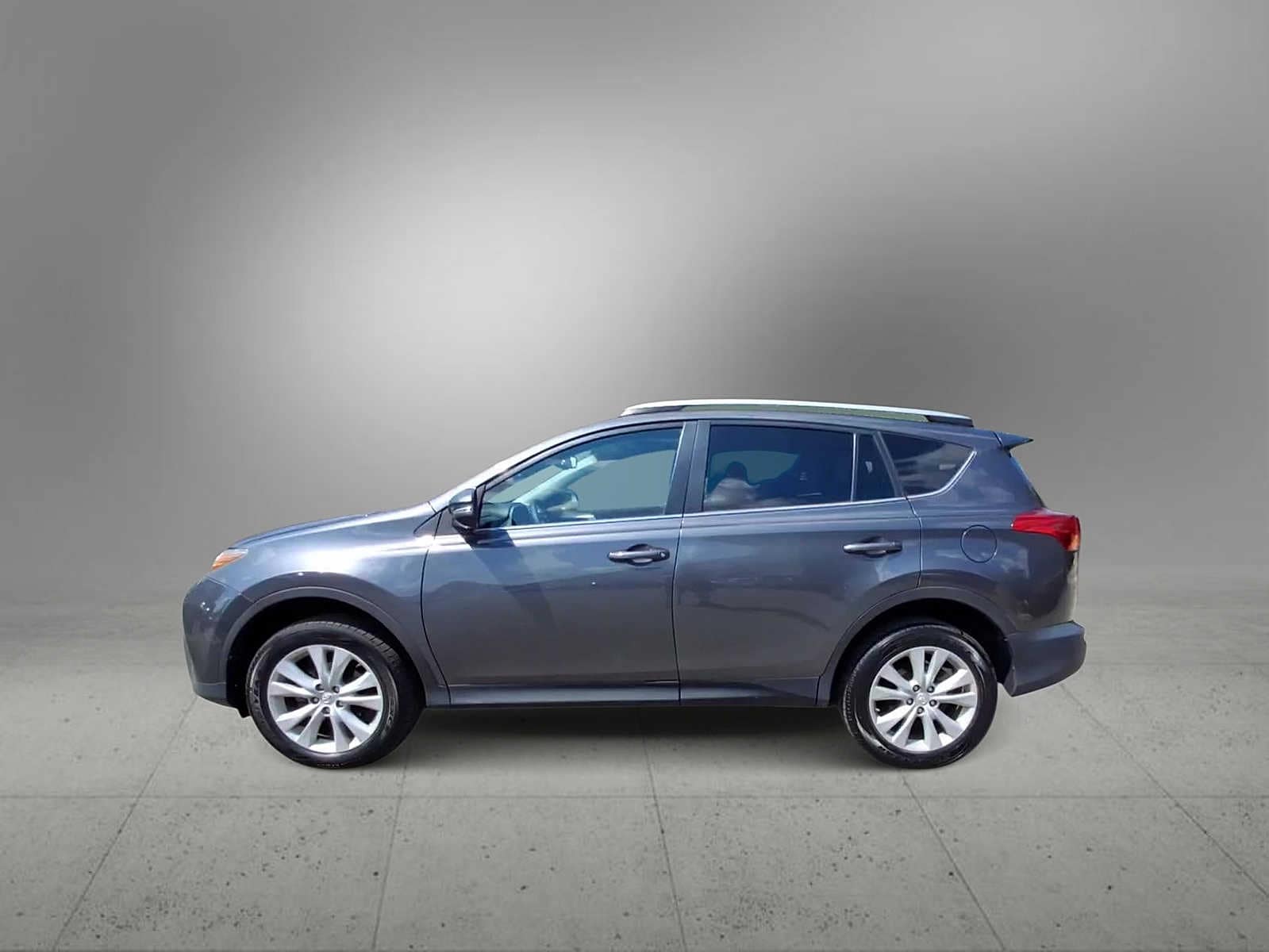 Thumbnail: 2013 Toyota RAV4 - 5