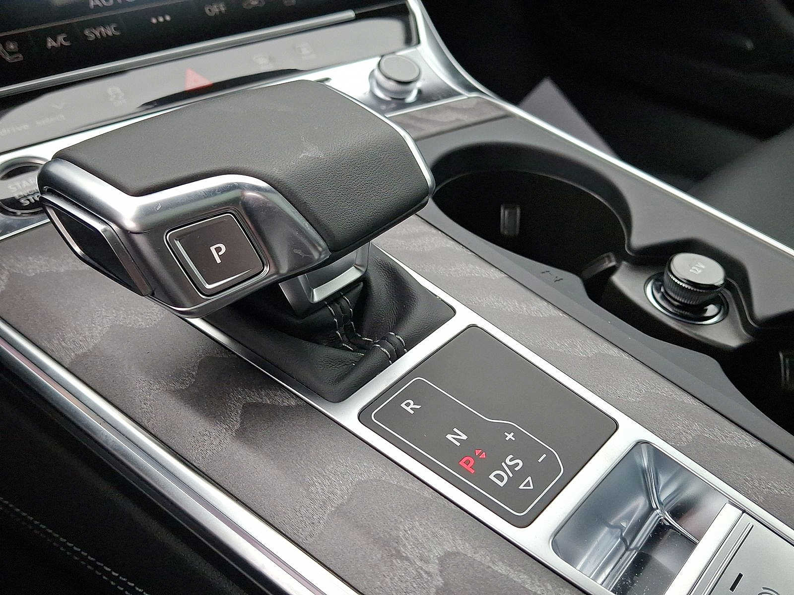 Thumbnail: 2026 Audi A6 - 14