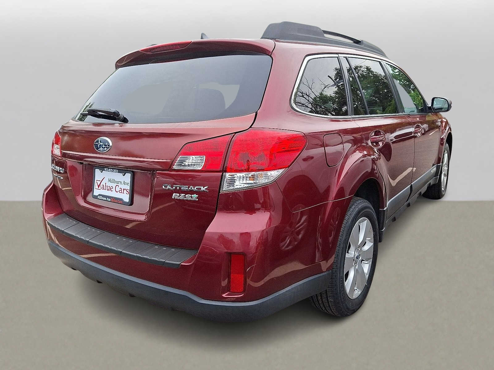 2011 Subaru Outback 2.5i Limited photo 3