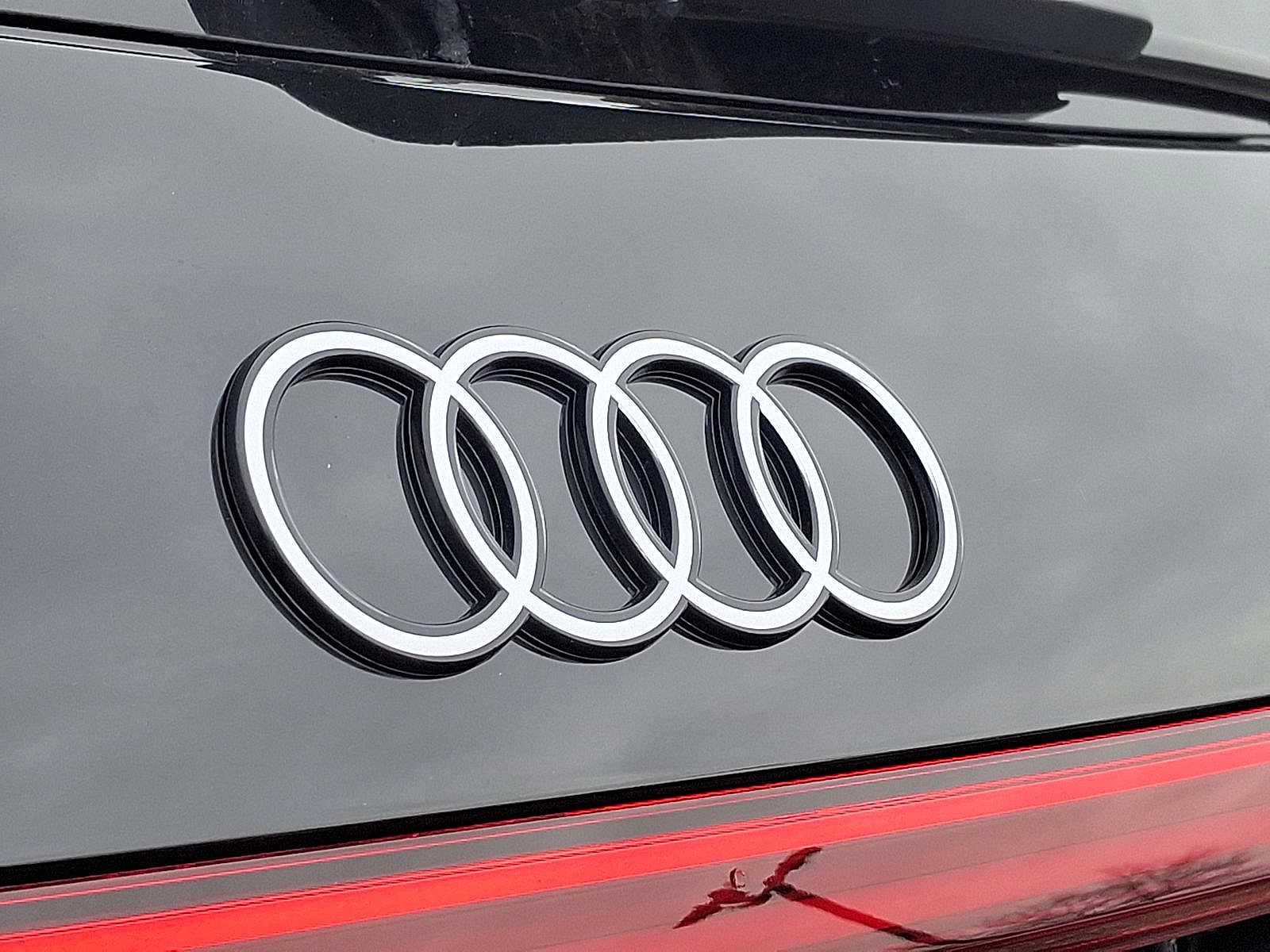 Thumbnail: 2025 Audi Q5 - 18