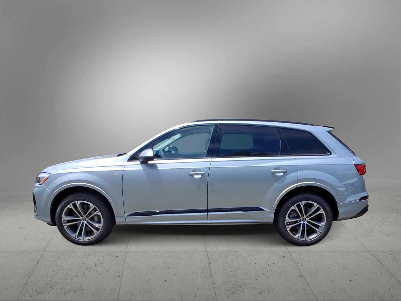 Thumbnail: 2026 Audi Q7 - 5