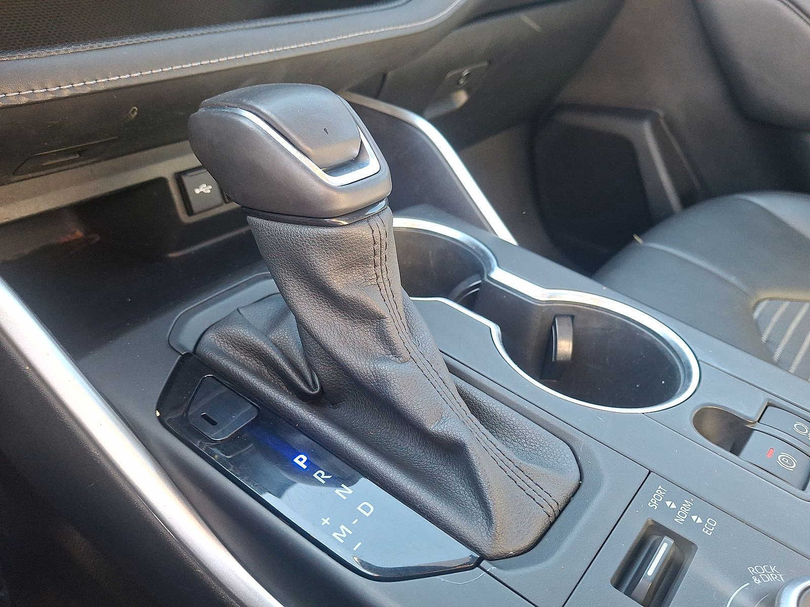 Thumbnail: 2021 Toyota Highlander - 11