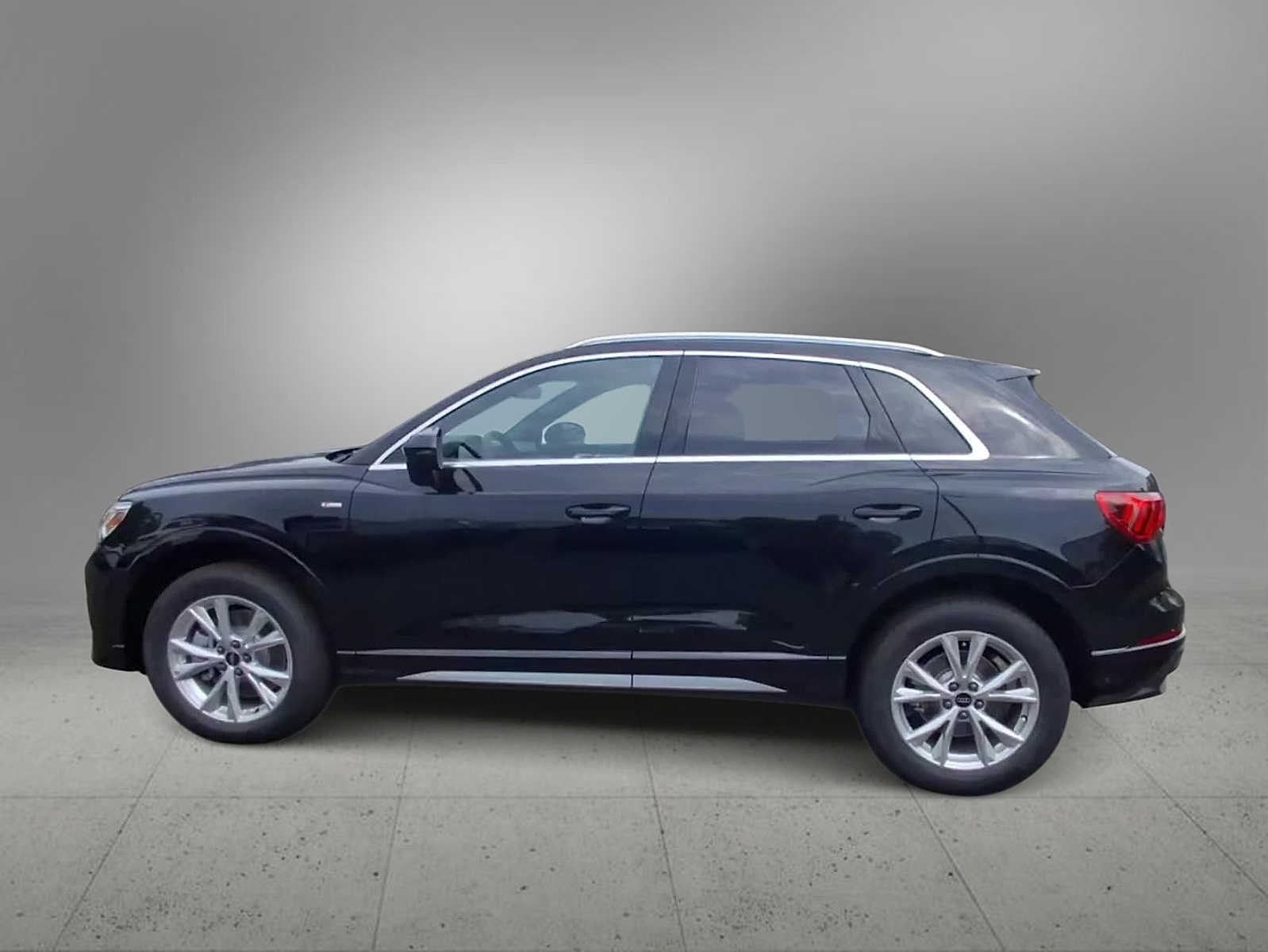 Thumbnail: 2025 Audi Q3 - 5