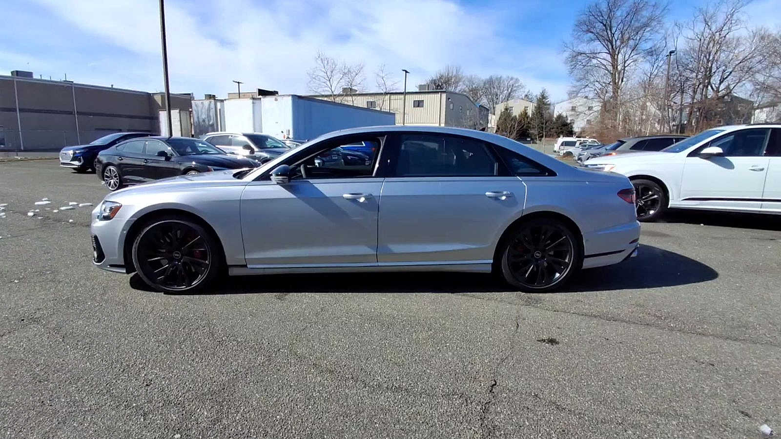 Thumbnail: 2025 Audi S8 - 5