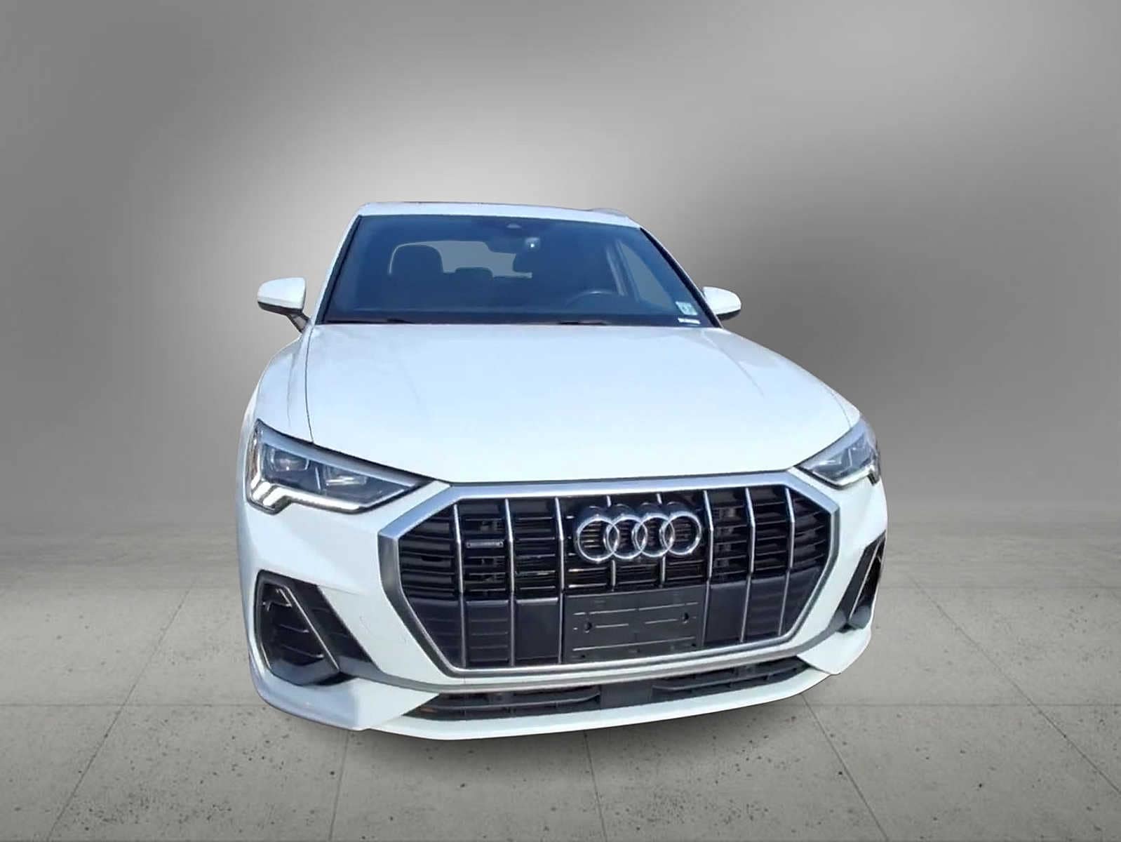 Thumbnail: 2022 Audi Q3 - 3