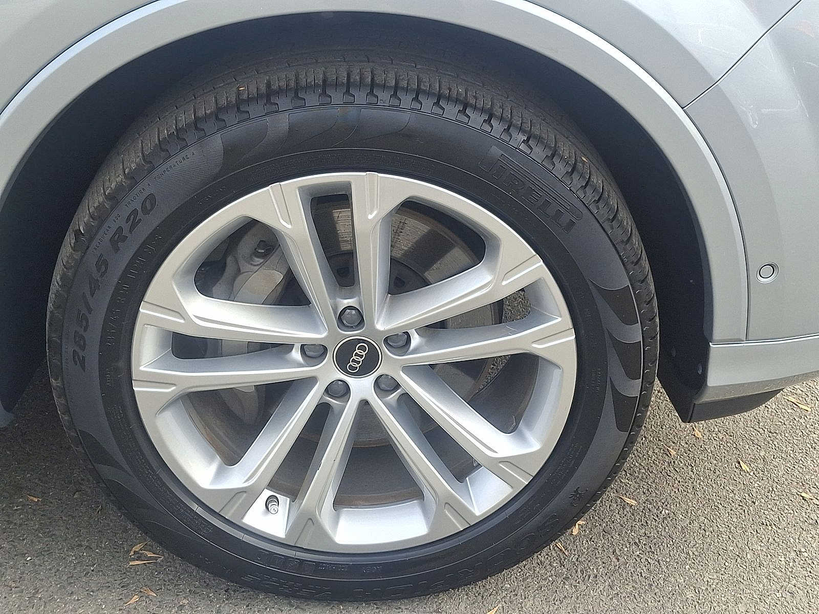 Thumbnail: 2025 Audi Q7 - 24