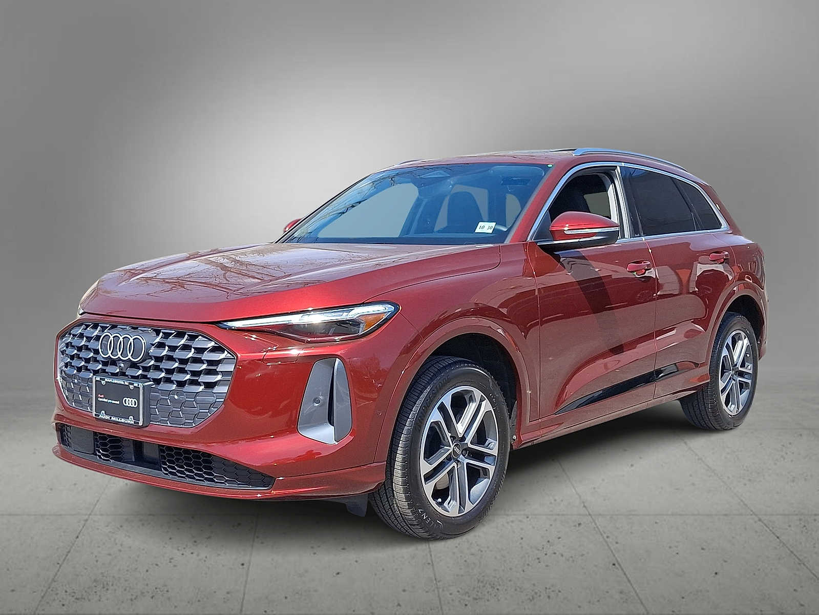 Thumbnail: 2025 Audi Q5 - 1