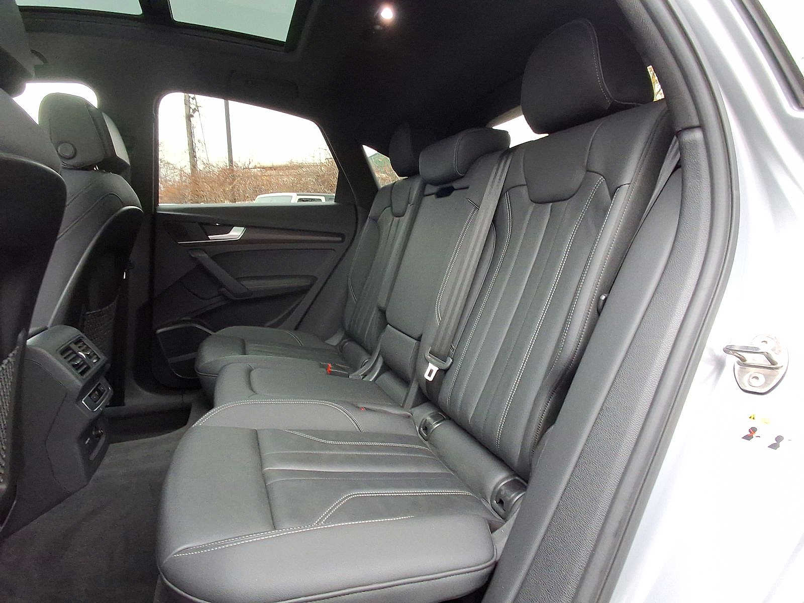 Thumbnail: 2022 Audi Q5 - 20