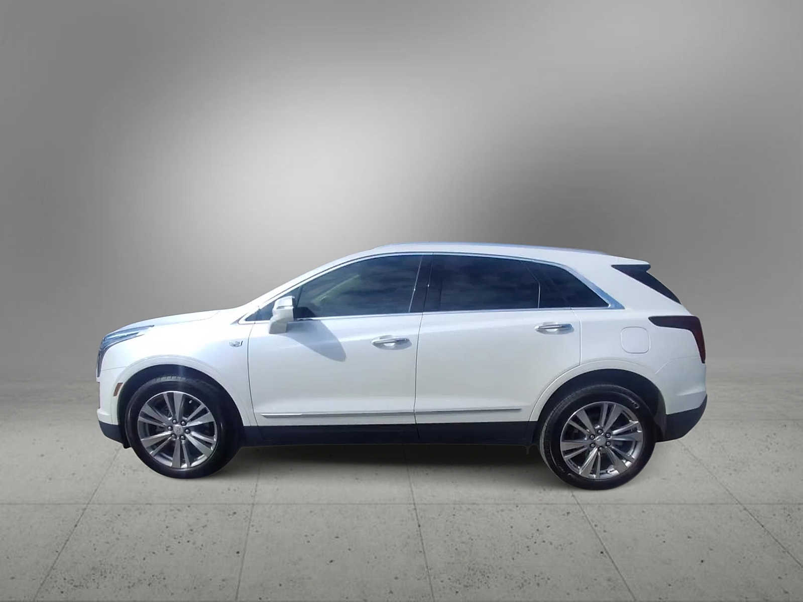 Thumbnail: 2024 Cadillac XT5 - 5