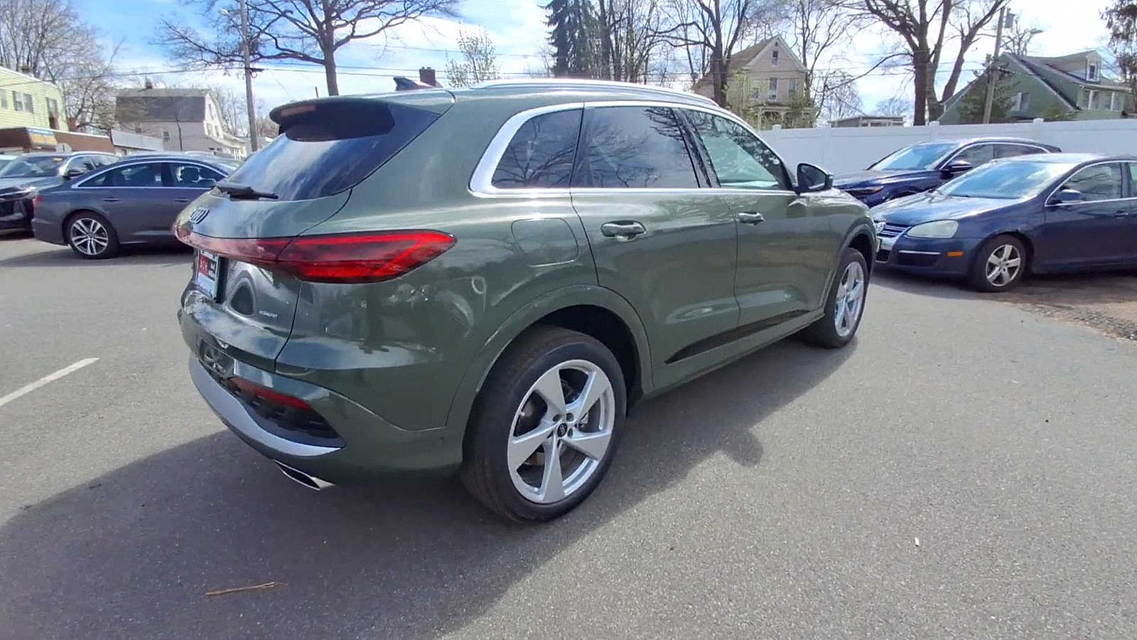 Thumbnail: 2026 Audi Q5 - 8