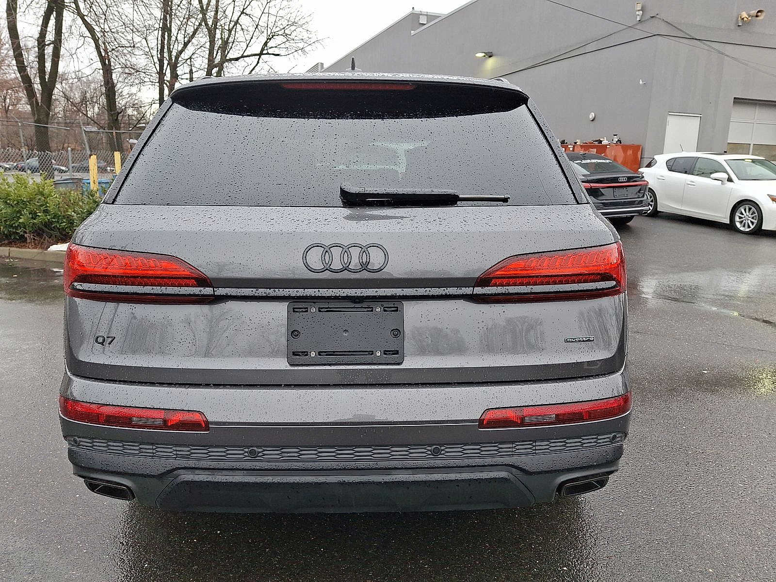 Thumbnail: 2025 Audi Q7 - 23