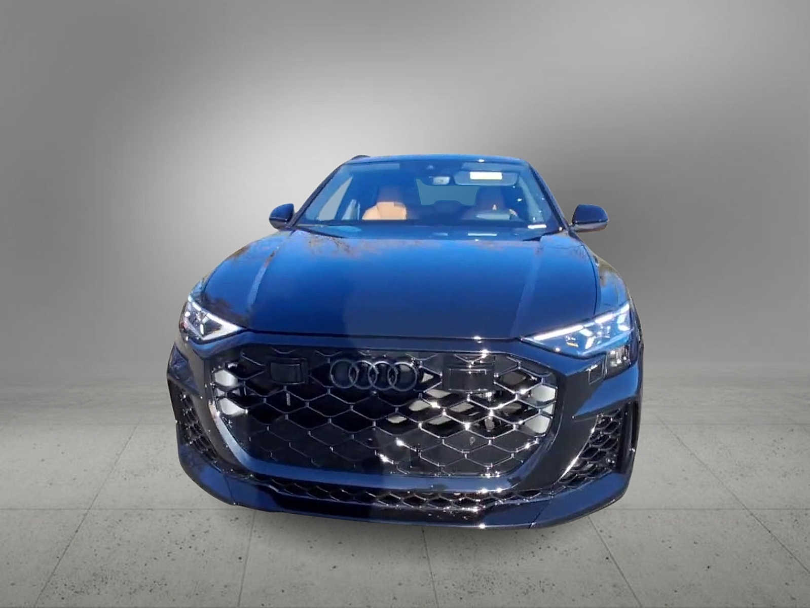 Thumbnail: 2026 Audi RS Q8 - 3