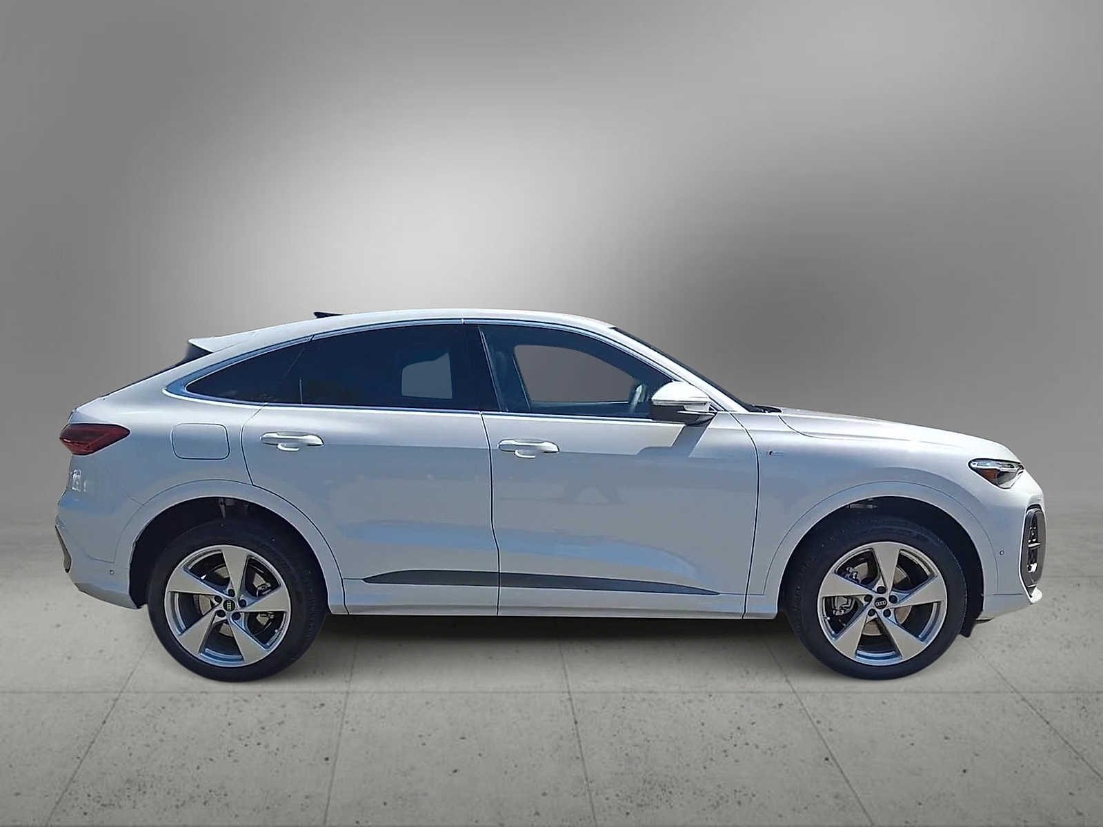 Thumbnail: 2025 Audi Q5 - 5