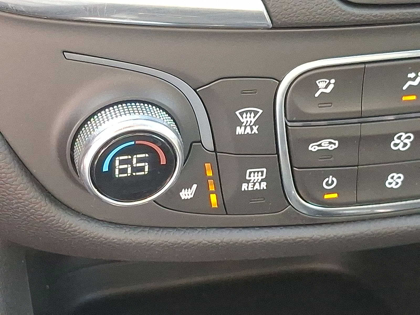 Thumbnail: 2024 Chevrolet Equinox - 19