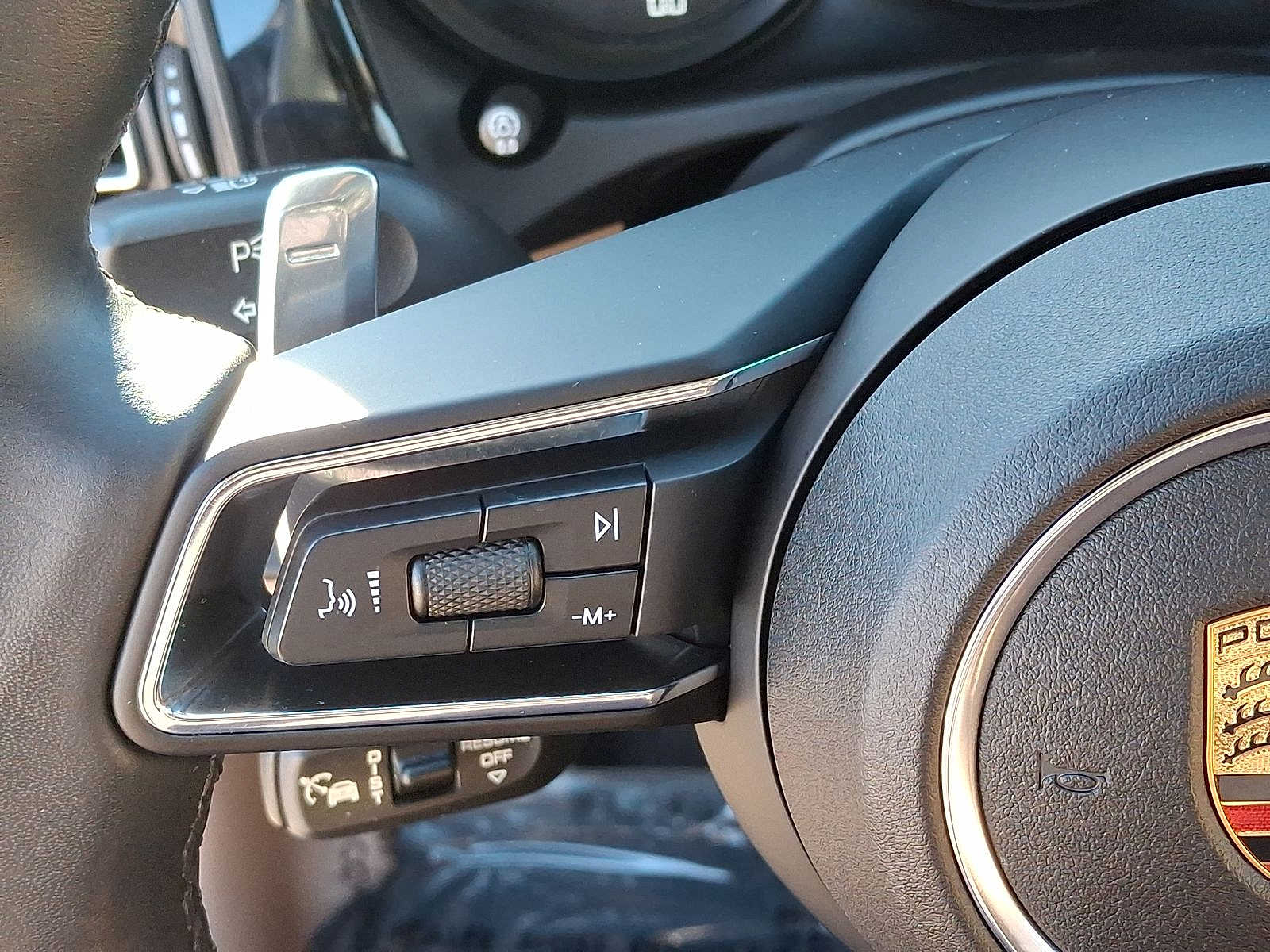 Thumbnail: 2024 Porsche Macan - 17