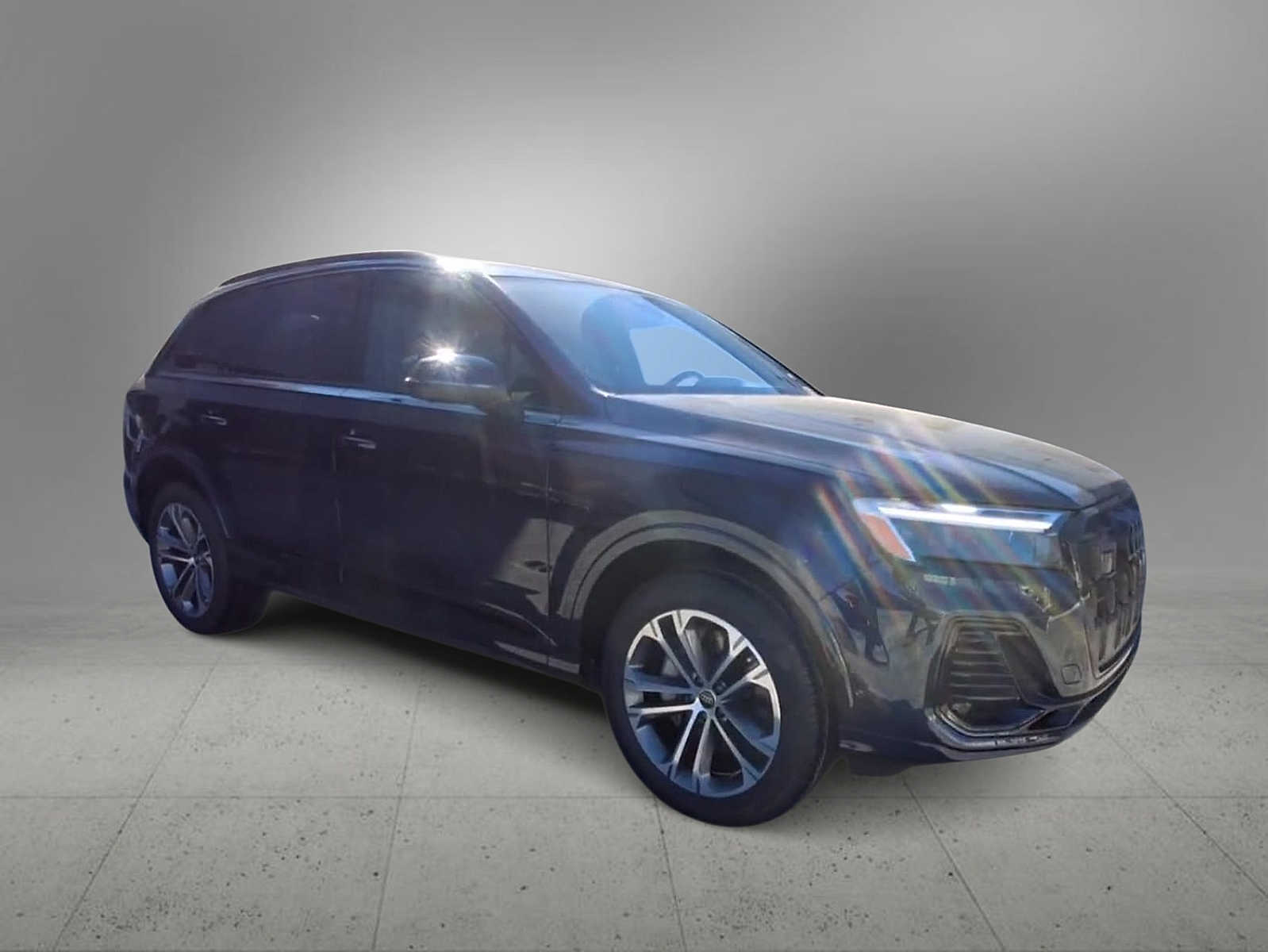 Thumbnail: 2026 Audi Q7 - 2