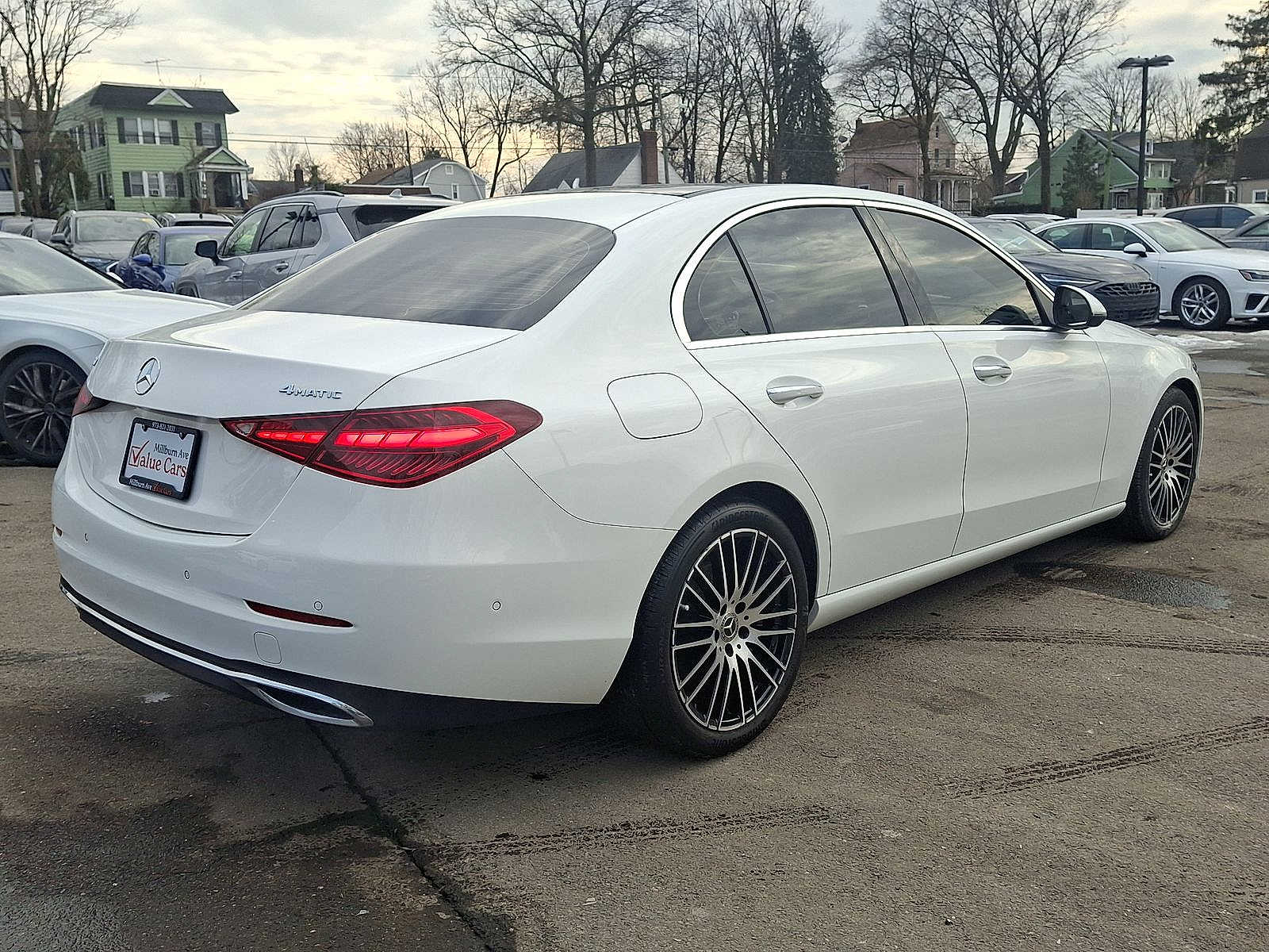 Thumbnail: 2023 Mercedes-Benz C-Class - 25