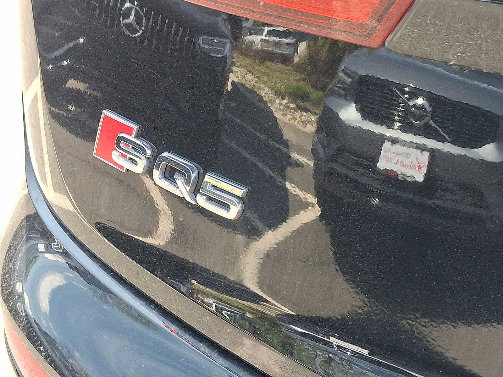 Thumbnail: 2020 Audi SQ5 - 24