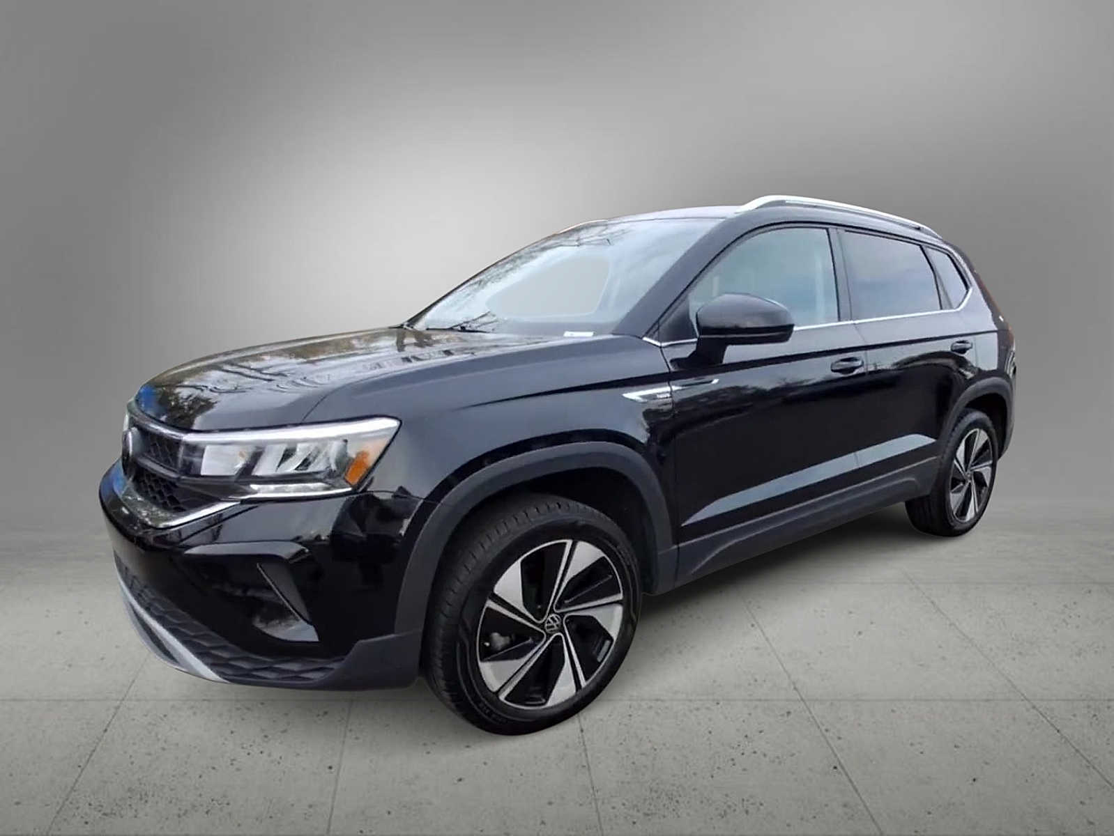 Thumbnail: 2024 Volkswagen Taos - 4